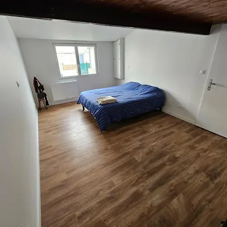 Apartment Accueillant T2 Avec Terrasse Privee La Rochelle (Charente-Maritime)